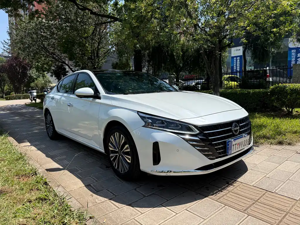 Nissan Teana 2024