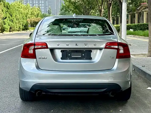 Volvo S60 2012