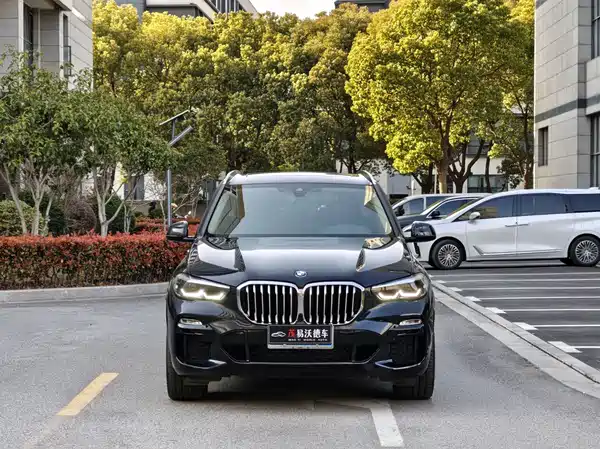 BMW X5 2021
