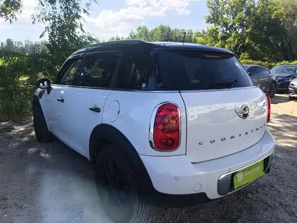 MINI Countryman 2016