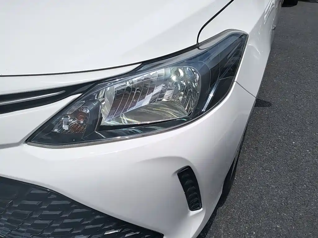 Toyota Vios FS 2017 — фото 24