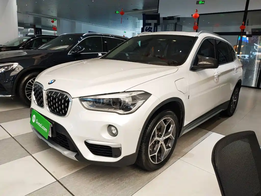 BMW X1 New Energy 2019 — фото 2