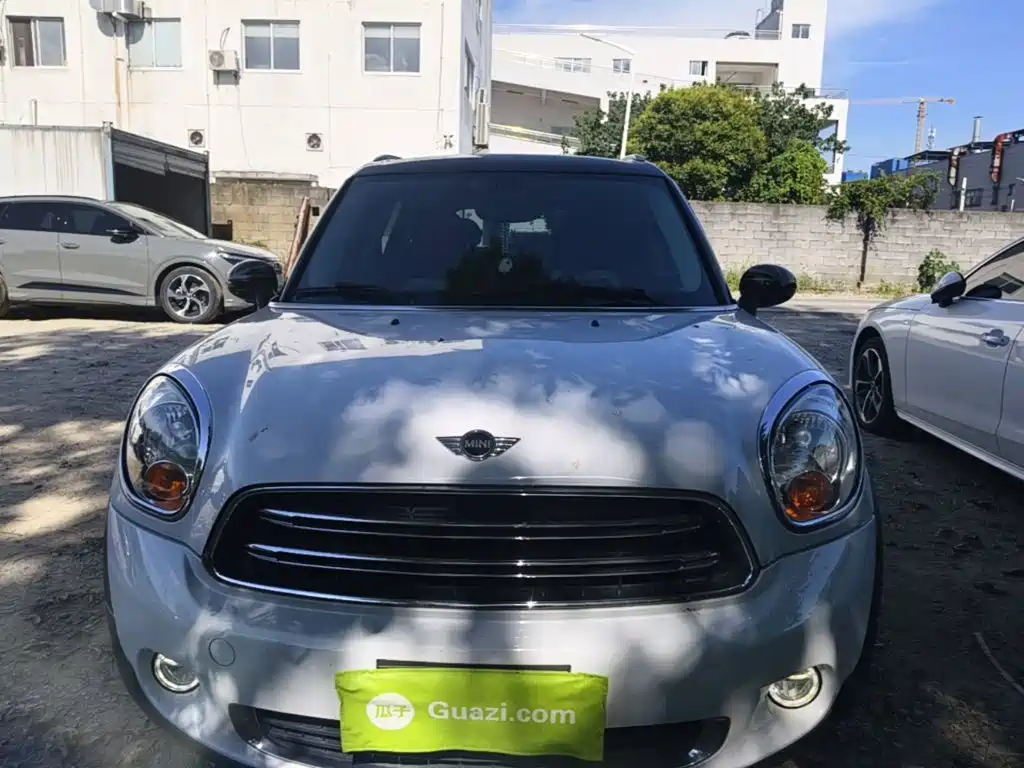 MINI Countryman 2016