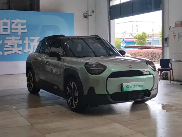 MINI Aceman 2025