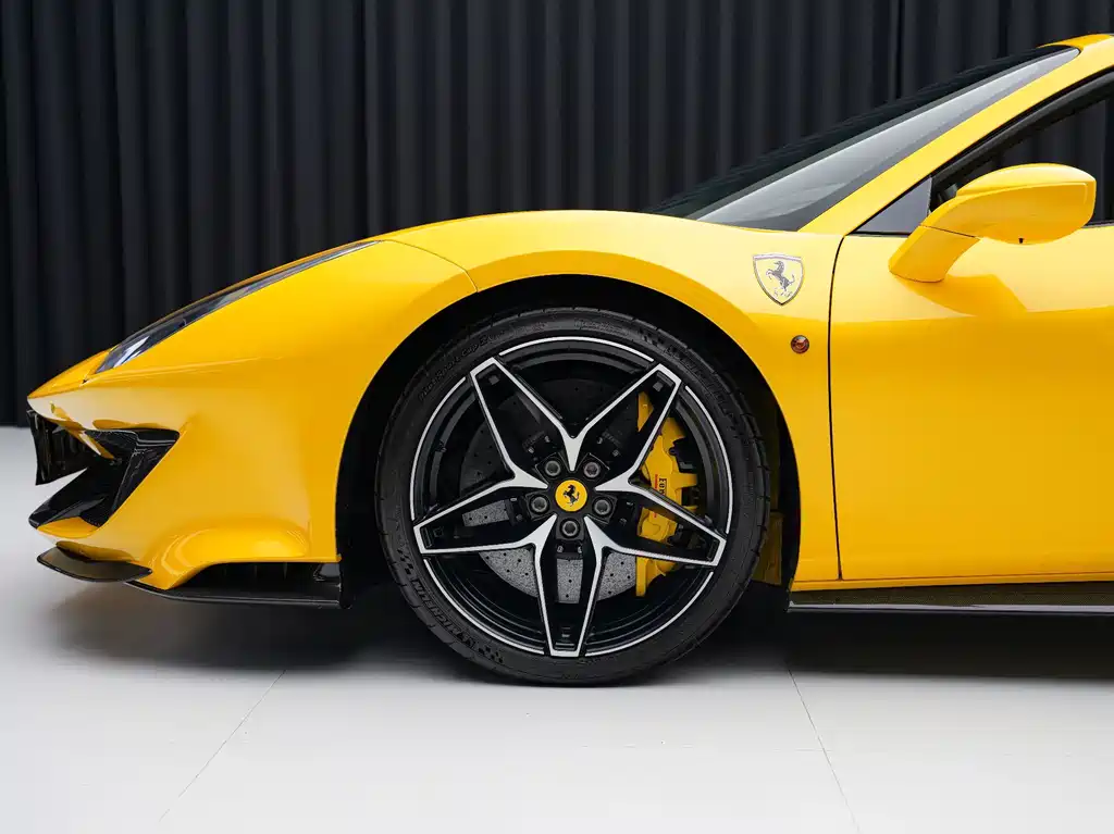 Ferrari 488 2019 — фото 18