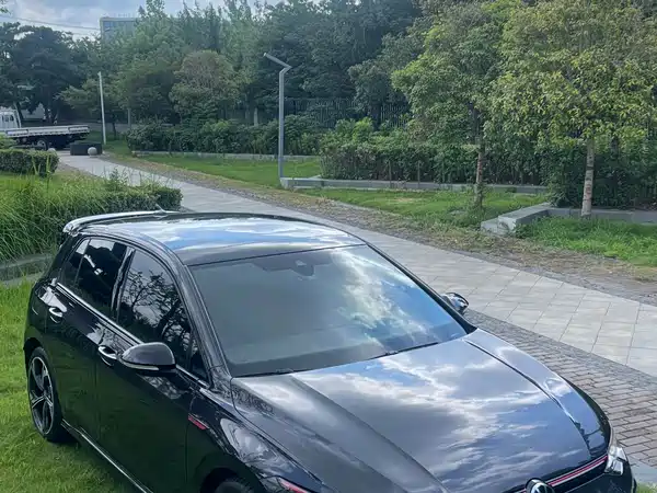Volkswagen Golf GTI 2023