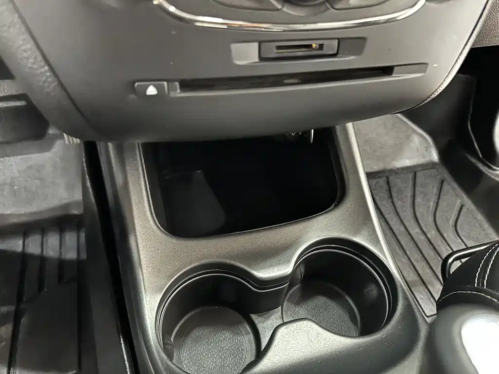 Dodge Journey 2016 — фото 26