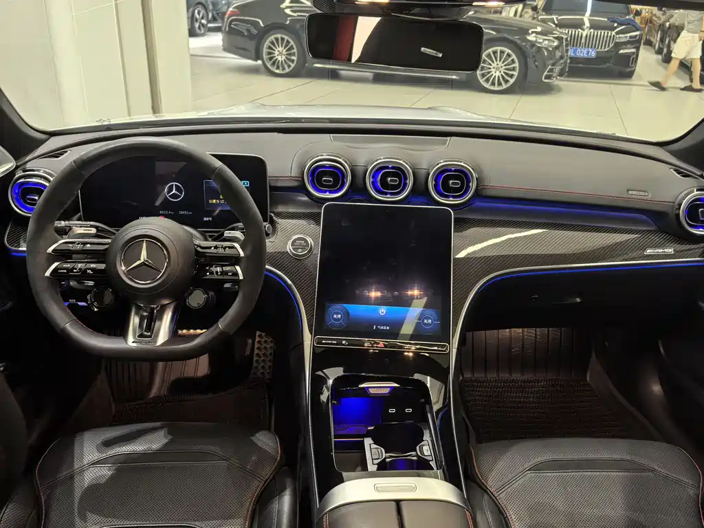 Mercedes-Benz C-Class AMG 2024 — фото 5