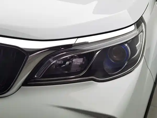 Geely Vision X3 2021