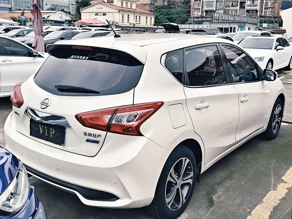 Nissan Tiida 2019 — фото 13