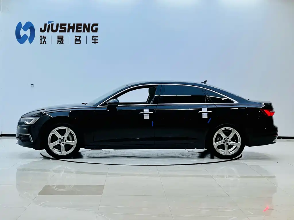 Audi A6L 2022
