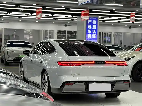 Geely Galaxy E8 2024