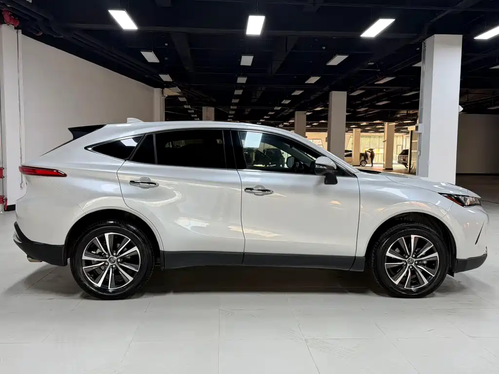 Toyota Harrier 2021 — фото 4