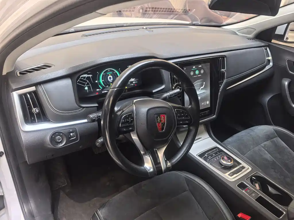 Roewe i6 New Energy 2021 — фото 13