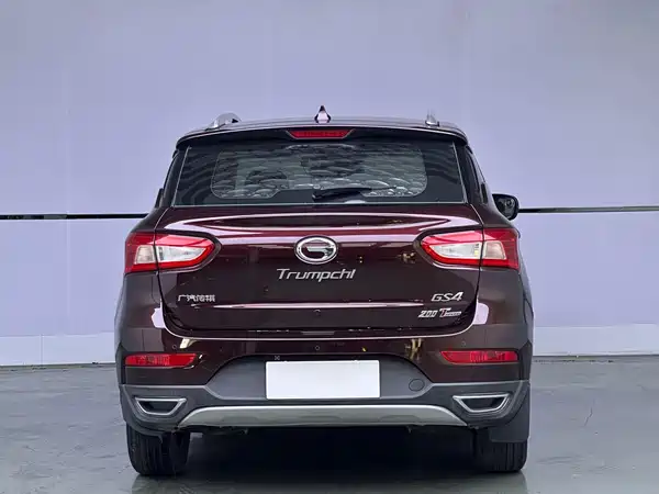 GAC Trumpchi GS4 2015