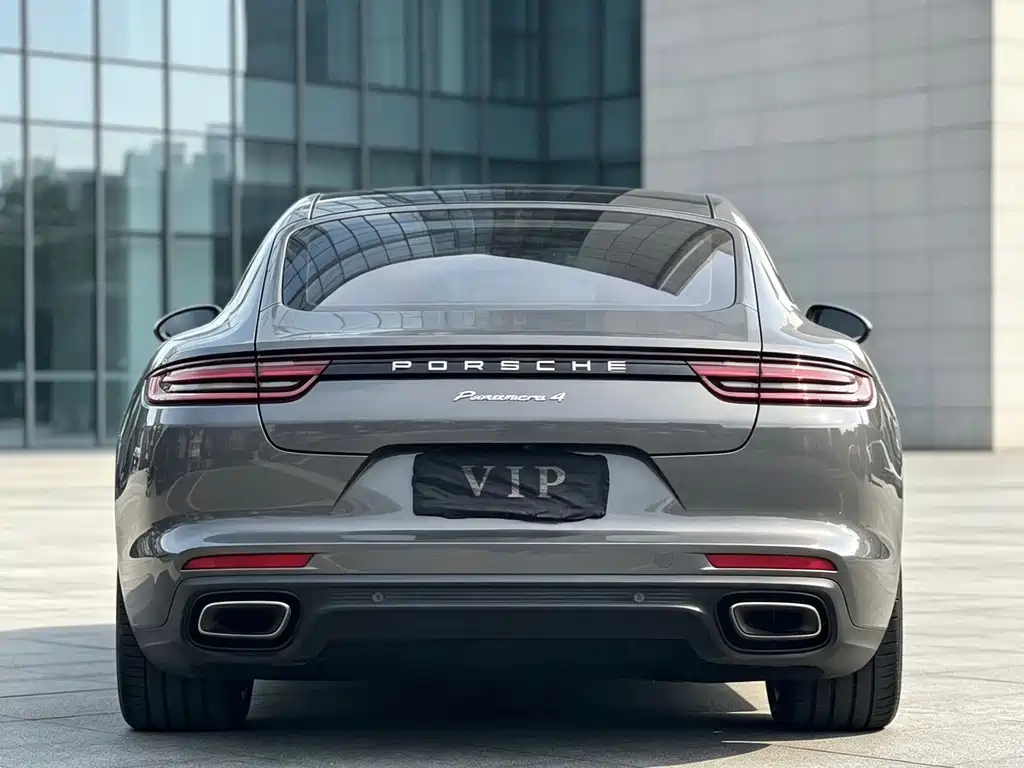 Porsche Panamera 2017 — фото 8