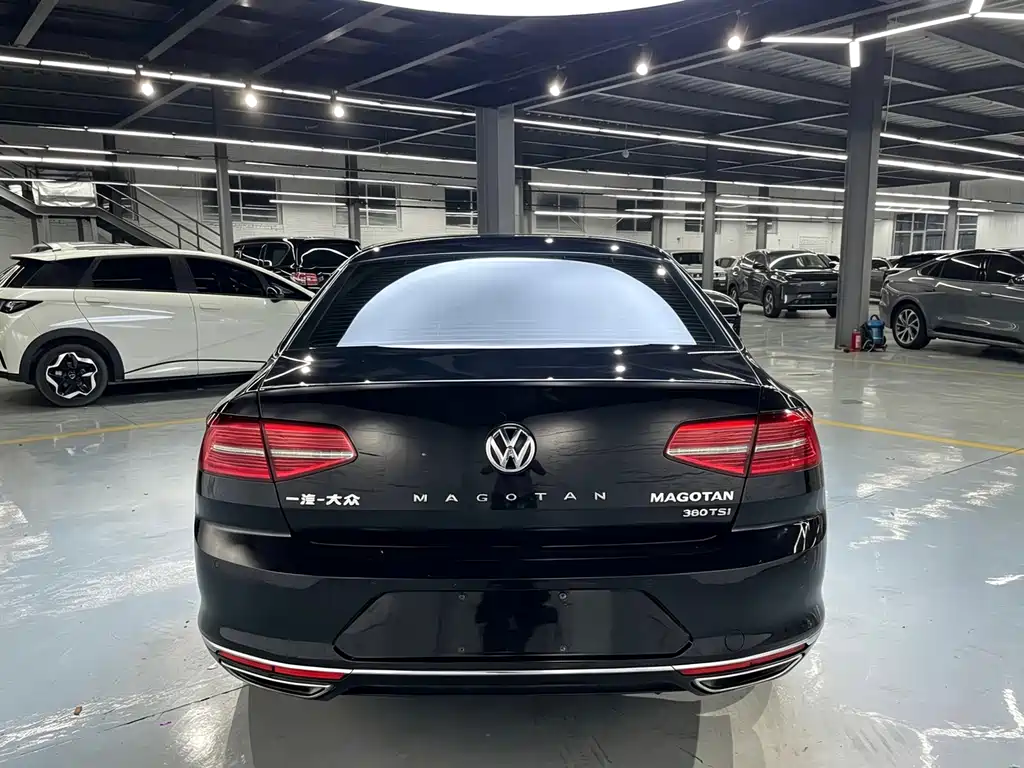 Volkswagen Magotan 2018 — фото 15
