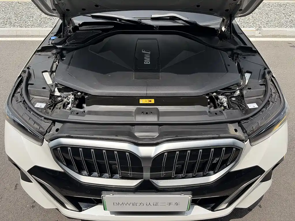 BMW i5 2025 — фото 5