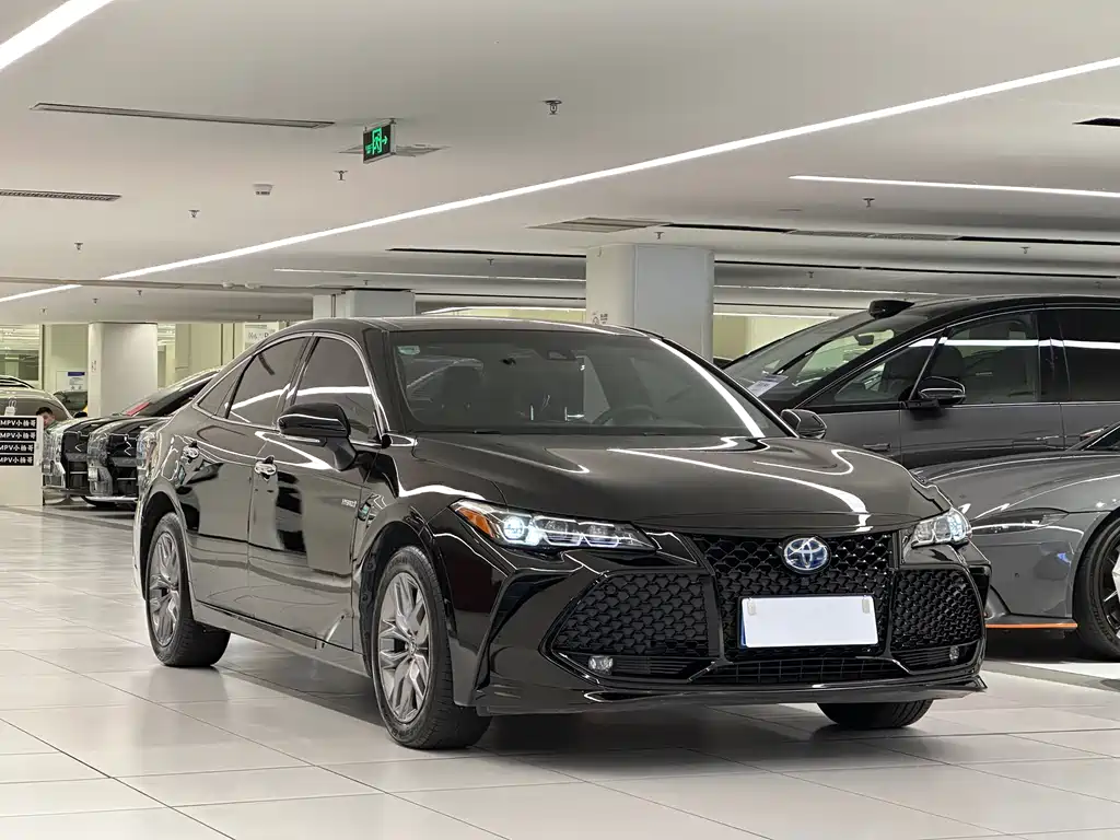 Toyota Avalon 2019 — фото 3