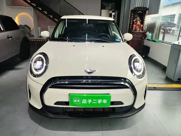 MINI MINI 2021