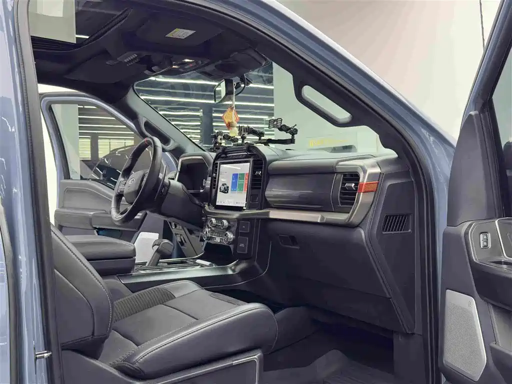 Ford F-150 Raptor 2025 — фото 10