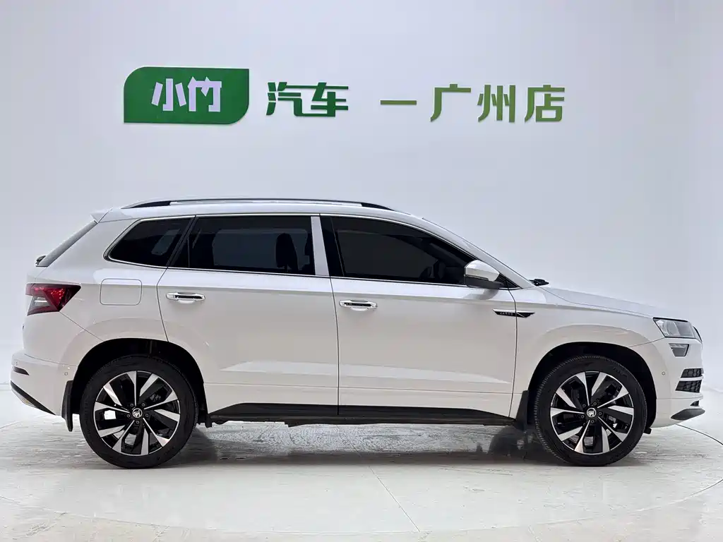 Skoda Karoq 2023 — фото 3