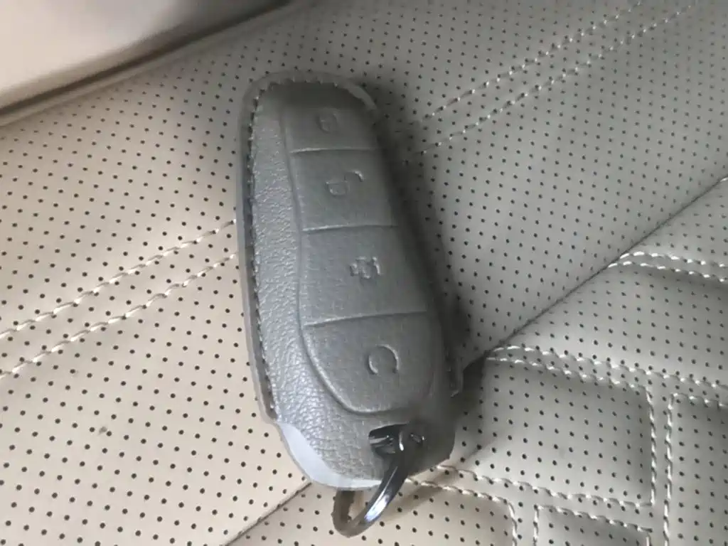 BYD Song L DM-i 2024 — фото 9