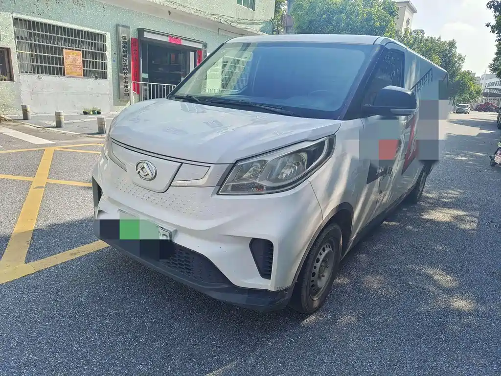 Maxus EV30 2021