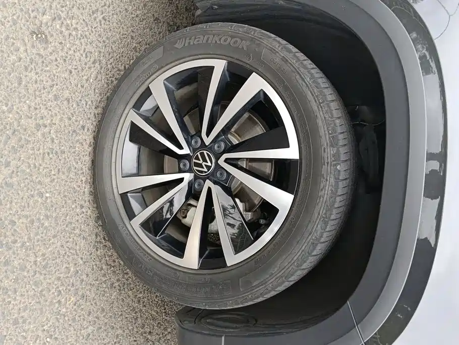 Volkswagen Tharu 2021