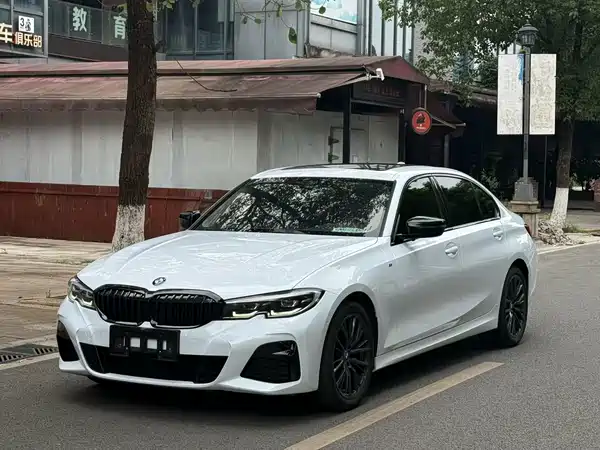 BMW 3 Series 2022