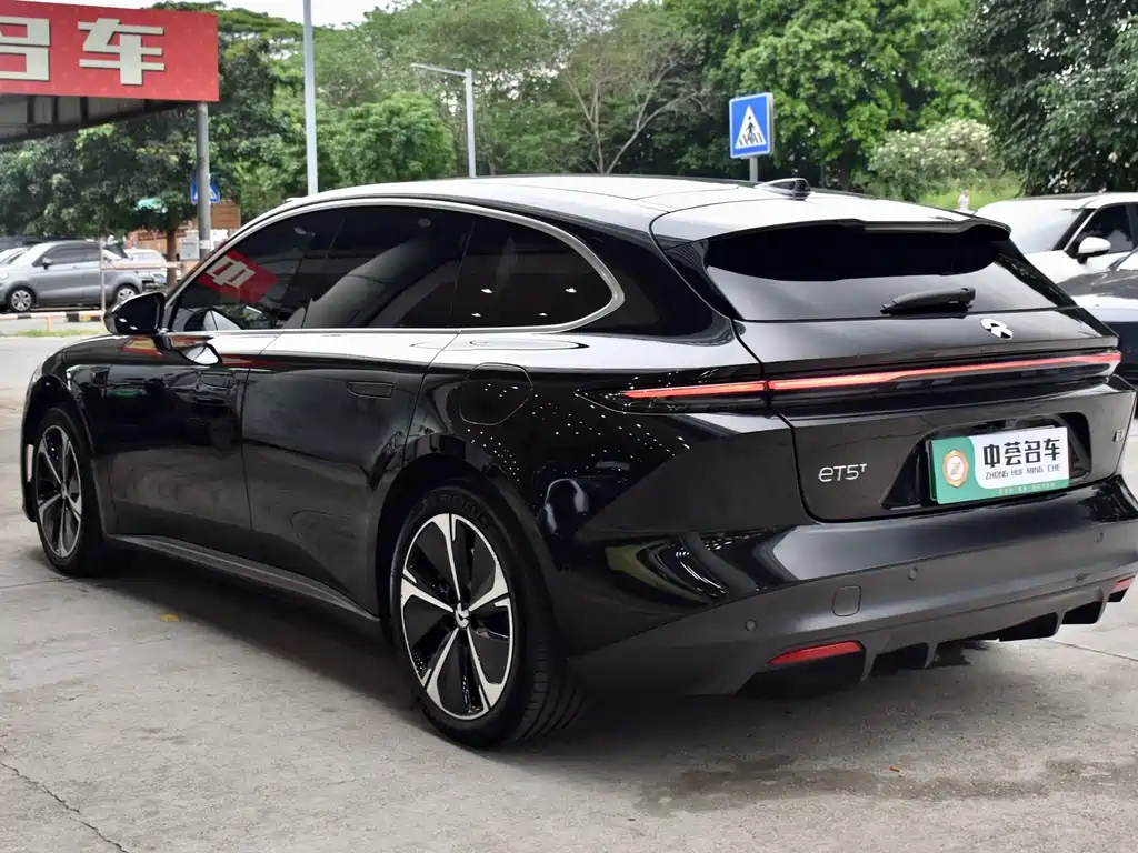 NIO ET5T 2025
