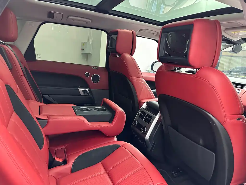 Land Rover Range Rover Sport 2021 — фото 16