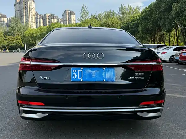 Audi A6L 2023