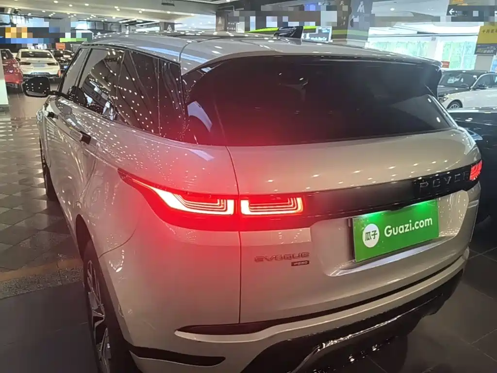 Land Rover Range Rover Evoque 2022 — фото 5