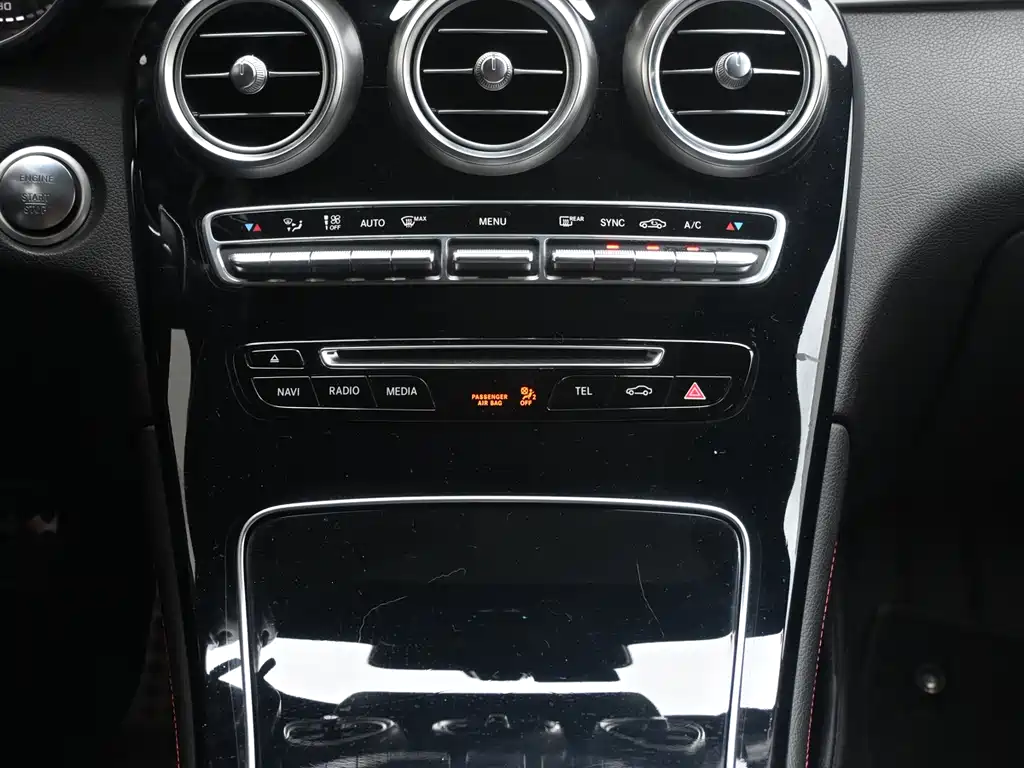 Mercedes-Benz GLC AMG 2018 — фото 9