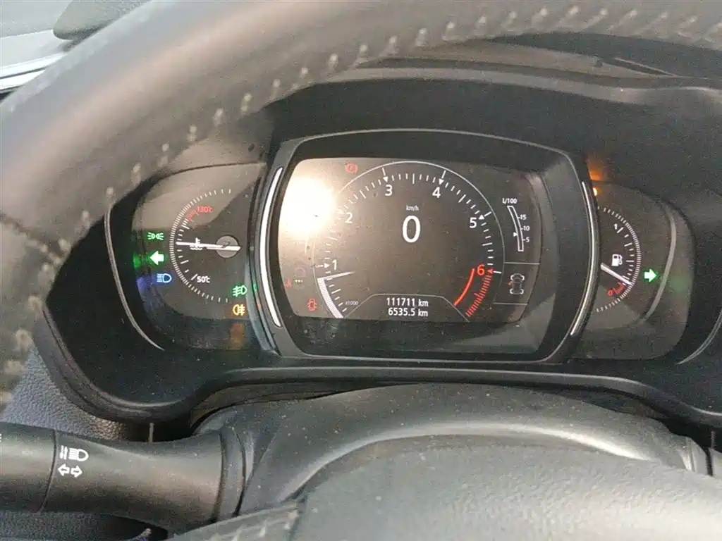 Renault Kadjar 2018 — фото 12