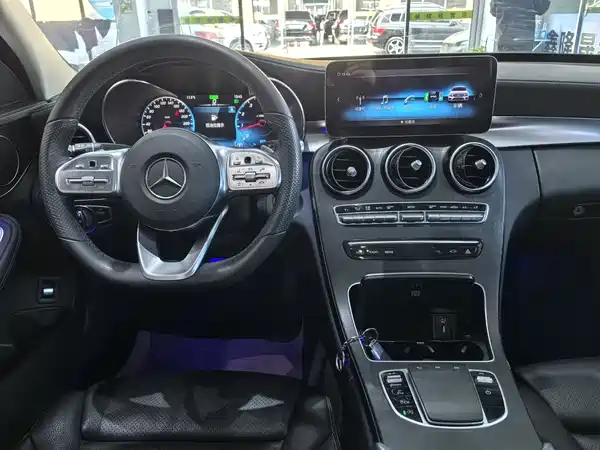 Mercedes-Benz C-Class 2021