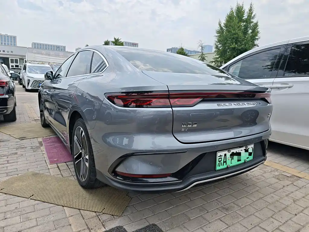 BYD Han 2023 — фото 17