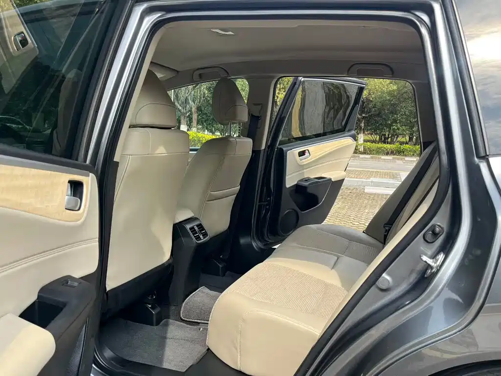 Honda Jade 2014