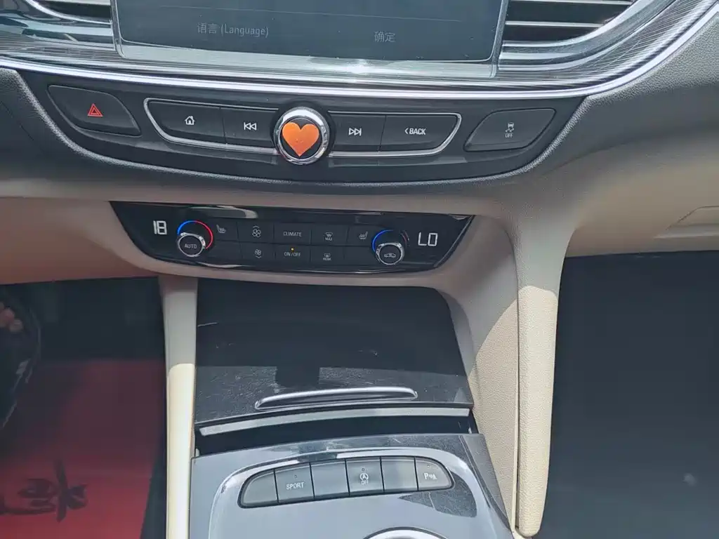 Buick Regal 2020 — фото 13