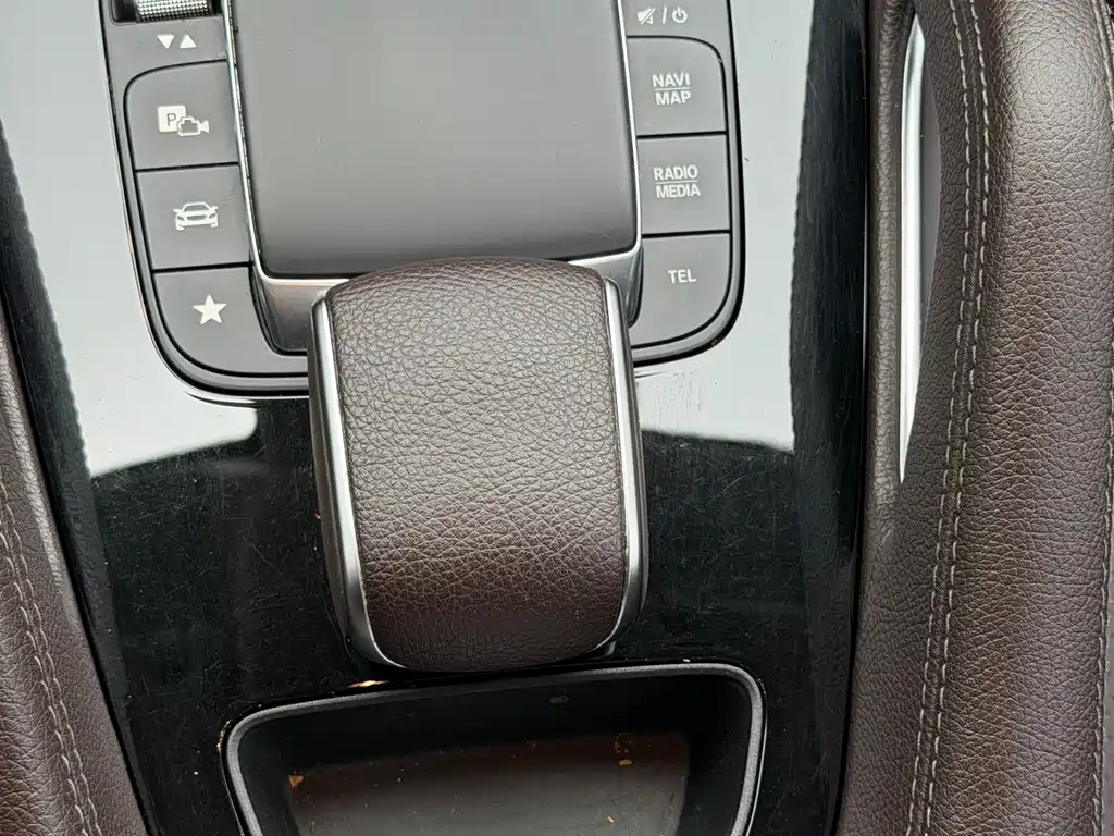 Mercedes-Benz GLE 2020 — фото 16