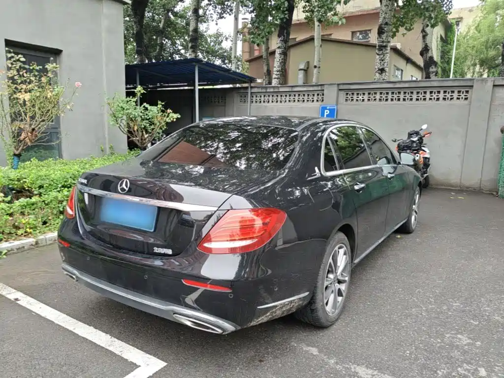 Mercedes-Benz E-Class 2018
