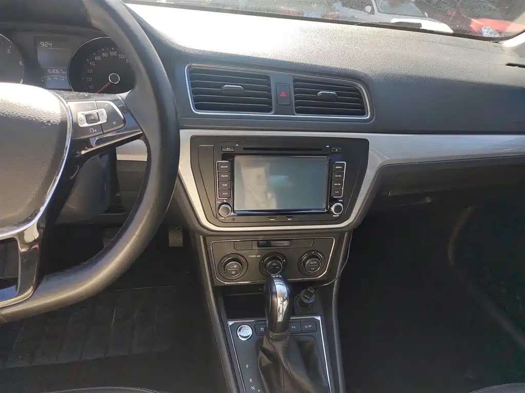 Volkswagen Gran Lavida 2018