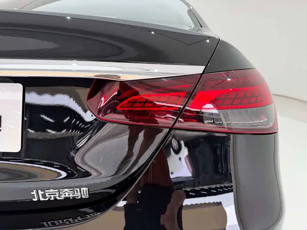 Mercedes-Benz E-Class 2021 — фото 10