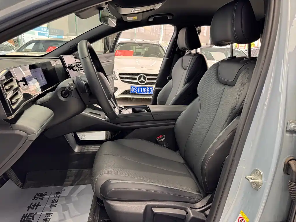 BYD Qin L 2025 — фото 6