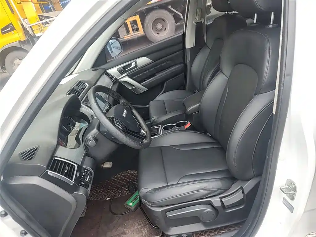 Haval H2 2015 — фото 15