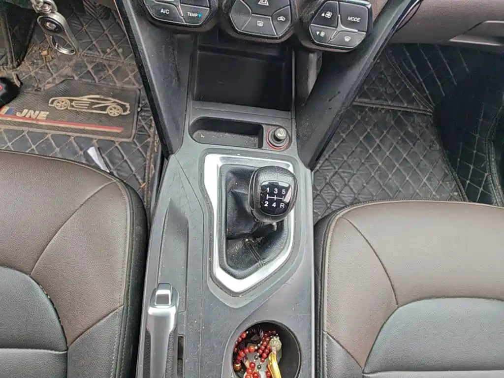 GAC Motor Trumpchi GS4 2015 — фото 14