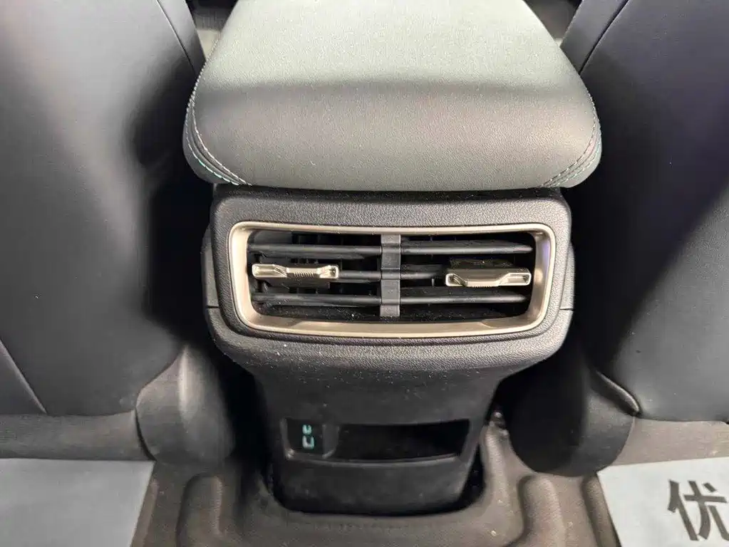 BYD Qin L 2025 — фото 16