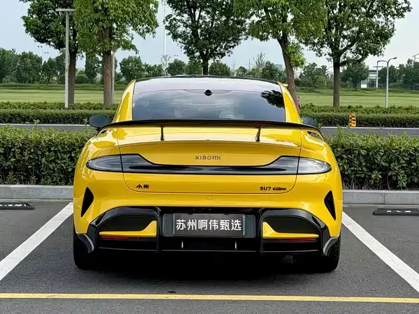 Xiaomi SU7 Ultra 2025