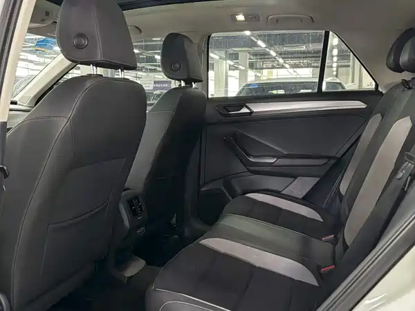 Volkswagen T-Roc 2020